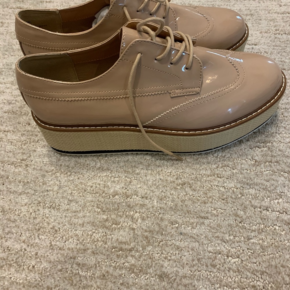Steve Madden Eliza Platform 10, NWT